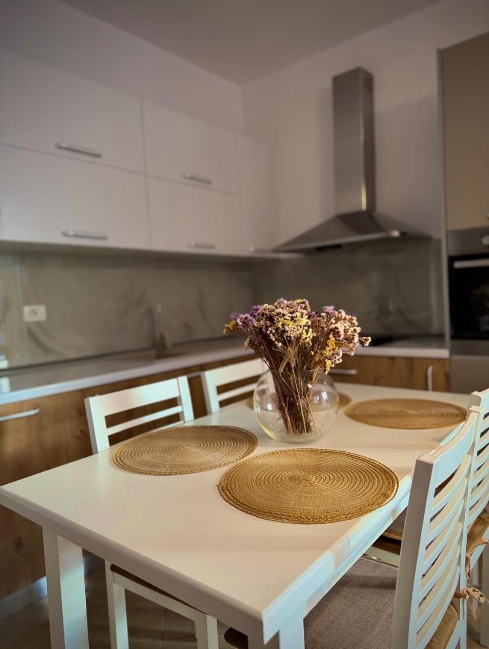 אוריקום Endy Apartaments מראה חיצוני תמונה