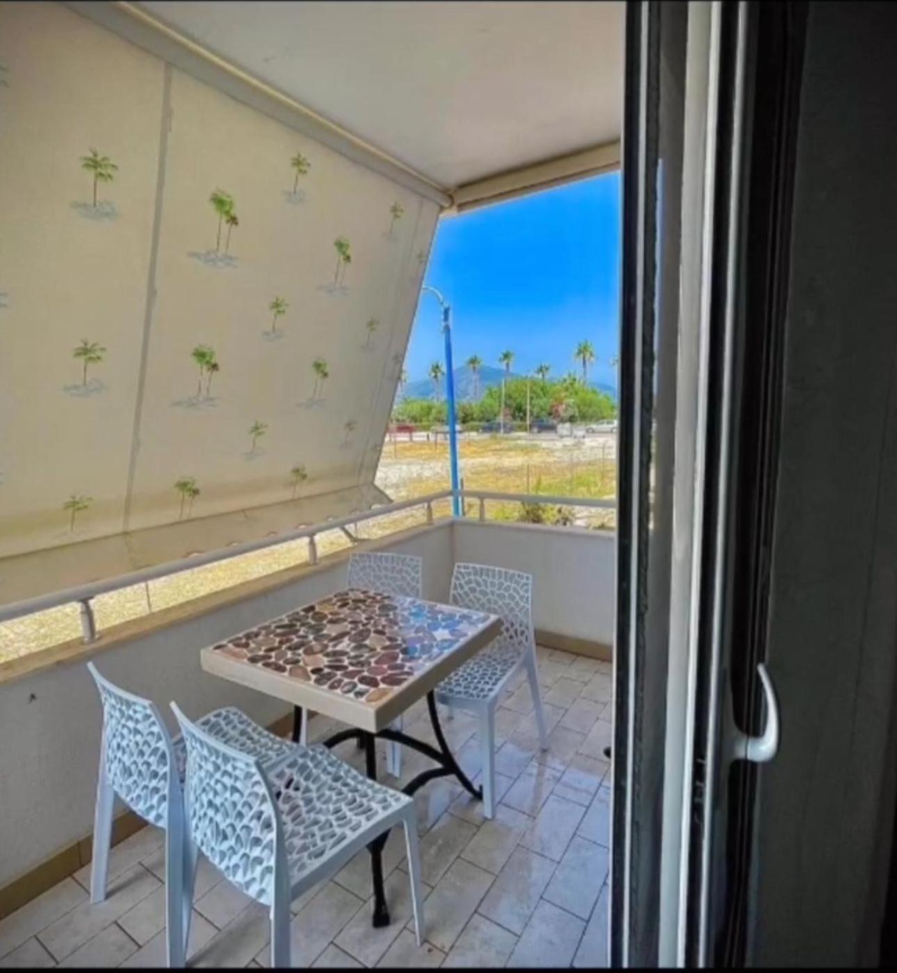 אוריקום Endy Apartaments מראה חיצוני תמונה
